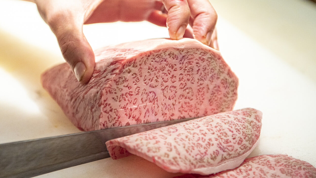 「お取り寄せ」と「通販」の違い